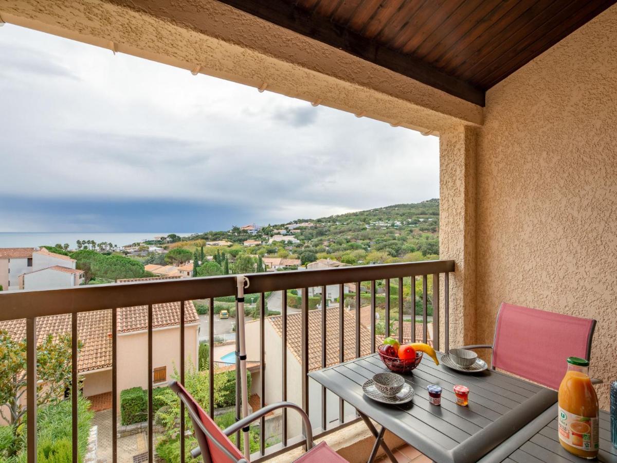 Apartment Le Domaine De La Gaillarde-17 By Interhome Les Issambres Exterior photo